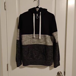 Reflex Women's Black and Gray Pullover Hoodie Size M